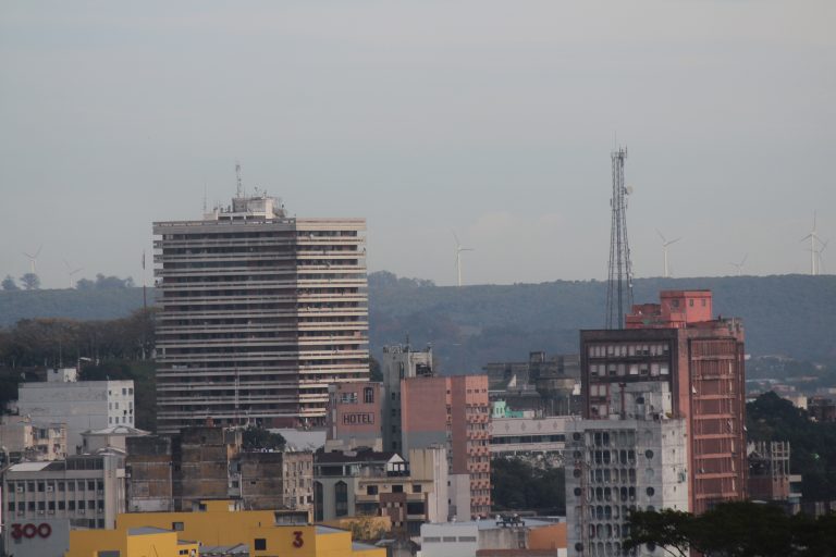 Semana inicia com tempo firme na Fronteira; chuva volta na quarta-feira