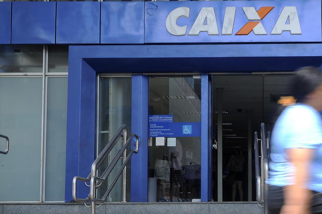 Caixa Paga Nesta Quarta Até R 500 Do Fgts Para Parte Dos Correntistas Jornal A Plateia 