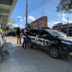 Operação da prende dois homens na linha Divisória