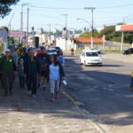 PROGRAMA RESERVA ATIVA – MARCHA 10 Km Os integrantes da Confraria dos Militares da Reserva da Guarnição de Santana do Livramento, realizaram, no dia 30 de abril de 2022, uma marcha de 10 km, com objetivo de proporcionar ação social aos nossos reservistas e suas famílias. Na atividade, sob a coordenação do Cap PTTC Carlos Roberto de Paula Figueiredo, os participantes percorreram um percurso pré-determinado e ao final foi realizada uma confraternização nas instalações da Confraria. Esta iniciativa contempla o calendário do Programa Reserva Ativa, implementado com a finalidade de levar aos reservistas e familiares momentos lúdicos, além de colaborar para a manutenção da saúde física e mental.