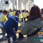 Na manhã desta segunda-feira (5), o centro de Atenção Psicossocial I e AD (Caps I e AD), realizou a abertura oficial da atividades alusivas ao Setembro Amarelo o mês de valorização da vida. A caminhada contou com o acompanhamento da banda marcial do Colégio Estadual Alceu Wamosy, desde a sede do Centro, localizado na rua Salgado Filho, até a prefeitura de Sant'Ana do Livramento, onde contou com a participação das equipes, dos pacientes e  dos familiares, e na sequencia com a fanfarra do 7º RC Mec encerrou o evento.   Acompanhe as próximas atividades que serão realizadas pela Secretaria Municipal da Saúde em parceria com o Caps: