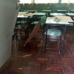 Na manhã desta segunda-feira (17), a equipe diretiva da Escola Estadual De Ensino Médio Dr. Hector Acosta deparou-se com um verdadeiro cenário caótico no ambiente interno do educandário. Isso porque no fim de semana a escola foi invadida, vandalizada, depredada e teve alguns itens furtados.  De acordo com a coordenadora regional de educação, Ana Alice Campagnaro, todas as salas de aula tiveram suas portas arrombadas e todo material constante no seu interior foi revirado e danificado.  "Estamos fazendo agora o levantamento do que foi furtado, ainda não temos como mensurar. Mas o laboratório de informática, o laboratório ciências, as salas de aula, foi tudo destruído. A merenda escolar foi levada, vários quilos de carne, muito triste. Durante a semana vamos tentar com a Seduc um recurso extra, mas pedimos um apoio das forças de segurança para que deem prioridade e que seja feita uma perícia no local para que a gente tente ao menos descobrir os responsáveis por esses atos", lamentou a coordenadora da 19ª CRE, informando que por conta disso a escola não poderá ceder o espaço na próxima etapa das eleições, devido o estado em que se encontra as salas de aulas.  Até o momento não há informações de tudo que foi levado pelos invasores, somente o prejuízo material das portas que foram quebradas, além dos alimentos que foram consumidos no local e o que foi levado. Durante a manhã a Brigada Militar esteve no educandário, que fica localizado no bairro Prado, realizando o devido registro dos fatos junto com a direção e a coordenação regional. 