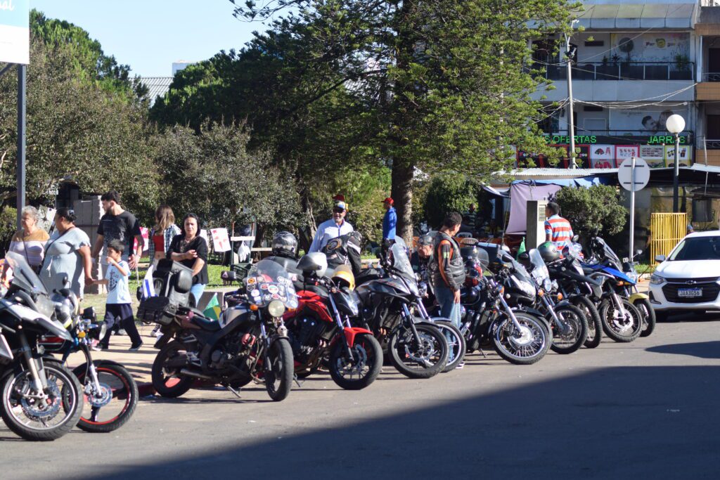 Moto Clube Águias de Cristo realiza encontro regional em