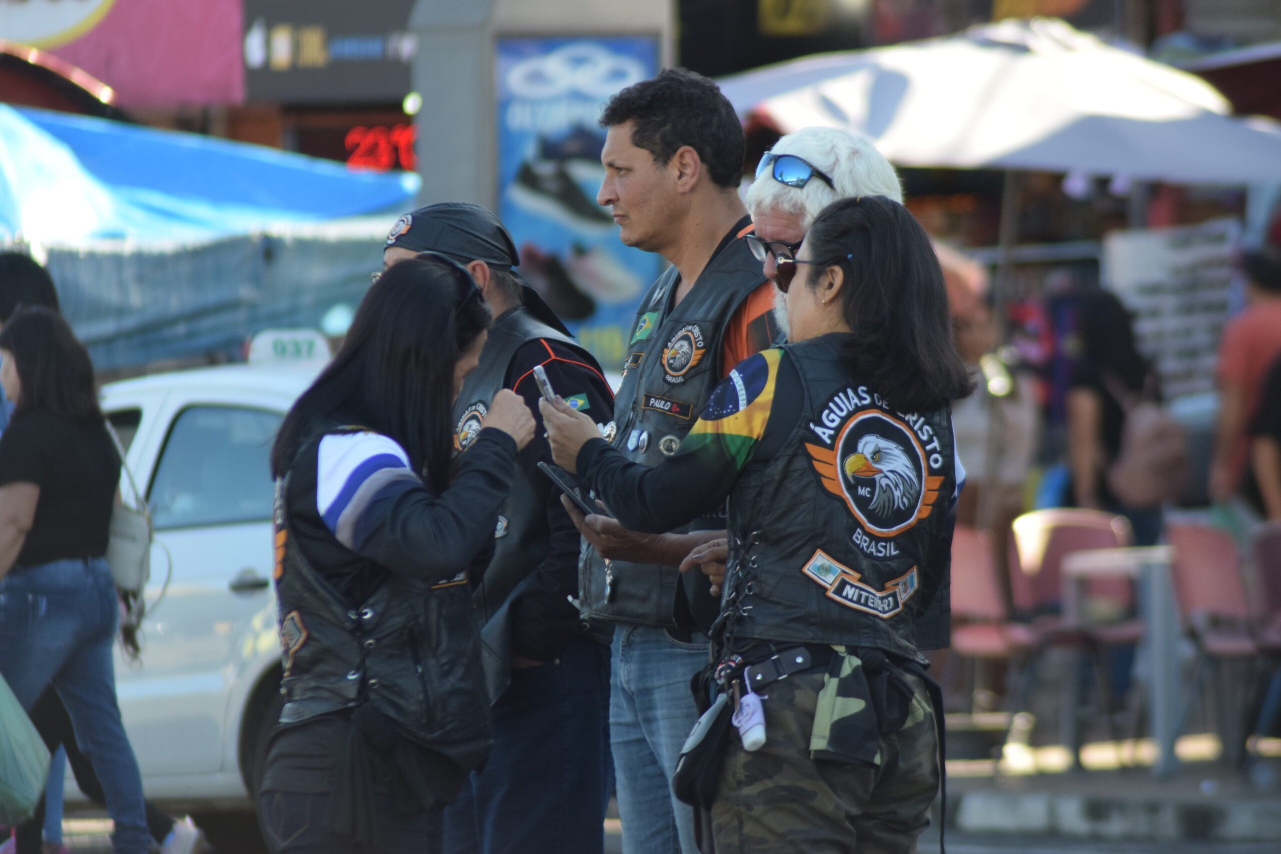 Moto Clube Águias de Cristo realizam ação na fronteira da paz